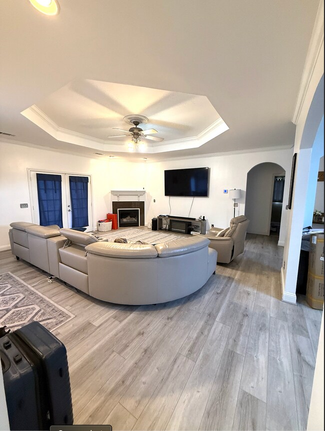 Foto del edificio - 4 bedroom 2.5 bath home