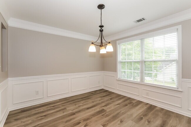 Foto del edificio - 1483 Virgil Pond Ln