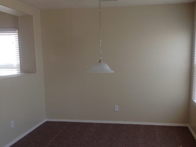 Foto del edificio - 5205 Caprock Dr NE