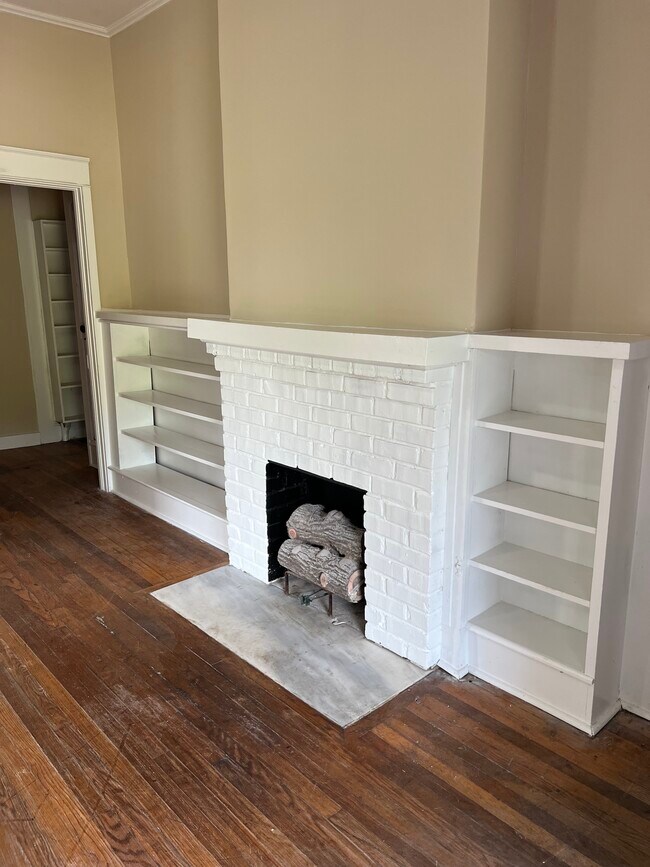 Foto del edificio - 732 Crescent Ridge Rd NE