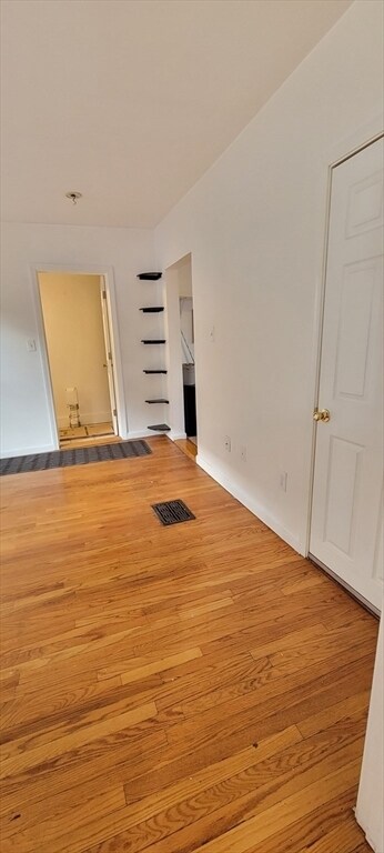 Foto del edificio - 64 Clark St