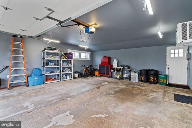 Foto del edificio - 4 br, 2 bath House - 23 Valor Ln