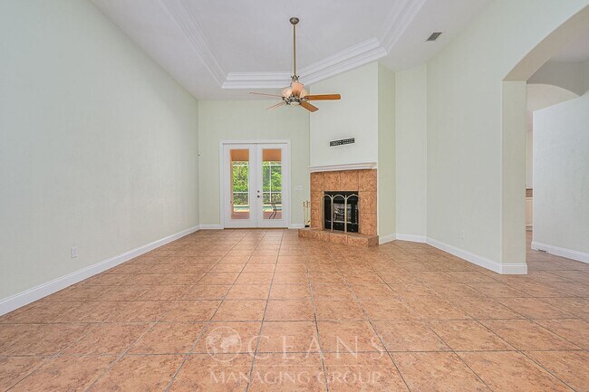 Foto del edificio - Spacious 4 Bedroom Pool Home in Ormond Lakes