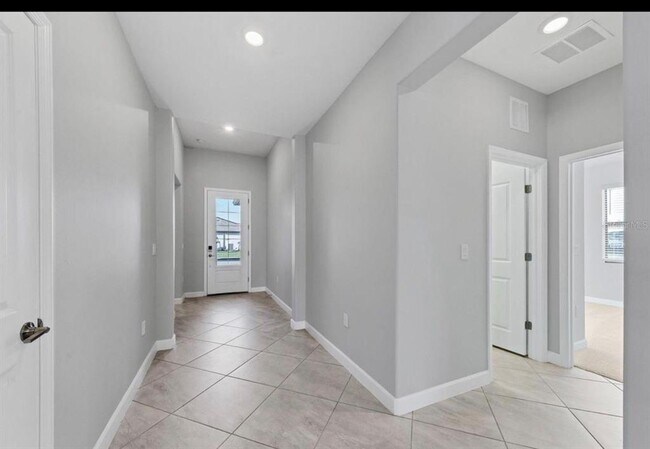 Building Photo - 5127 Coral Reef Wy