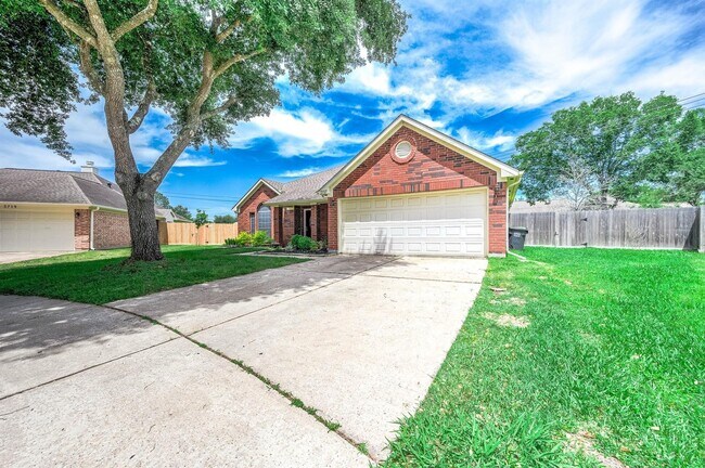Foto del edificio - 3717 E Pin Oak Dr