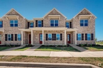 Building Photo - 1520 Solterra Blvd