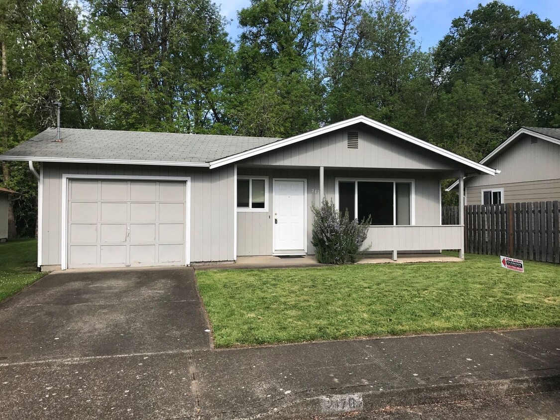 Foto principal - 3 Bedroom House ~ South Corvallis