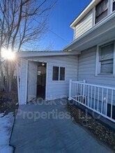 Building Photo - 1610 Pebrican Ave