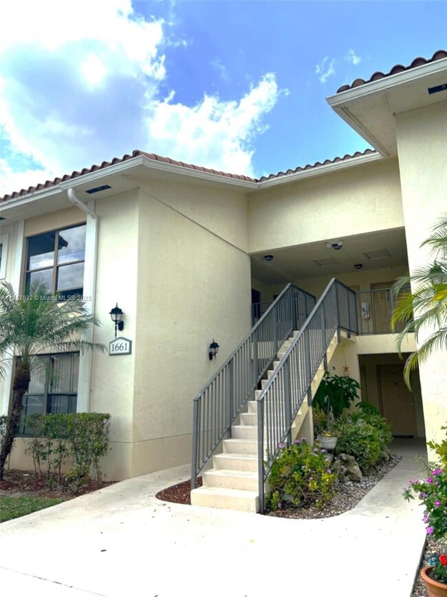 Building Photo - 1661 Balfour Point Dr