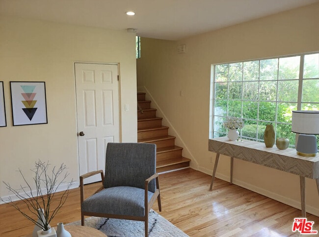 Foto del edificio - 1037 S Longwood Ave