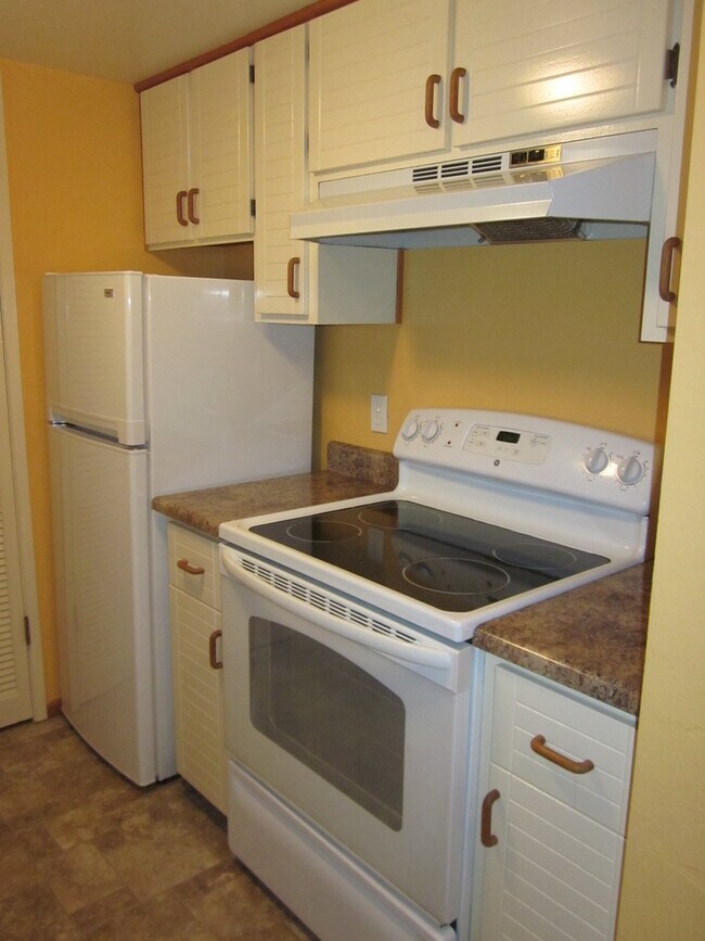 Foto del edificio - Cute and Cozy 1 Bedroom Condo in Gated Tim...