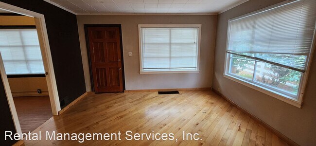 Foto del edificio - 2 br, 1 bath House - 5126 SE Monroe St