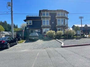 Building Photo - 110 N 1st St