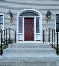 Building Photo - 555 Foundry St