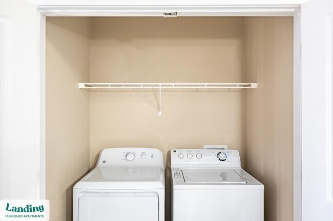 Foto del edificio - 6115 Tidewater Dr