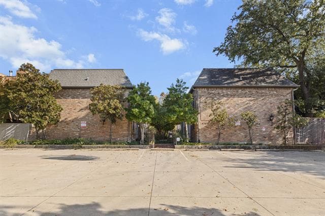 Foto del edificio - 4306 Buena Vista St