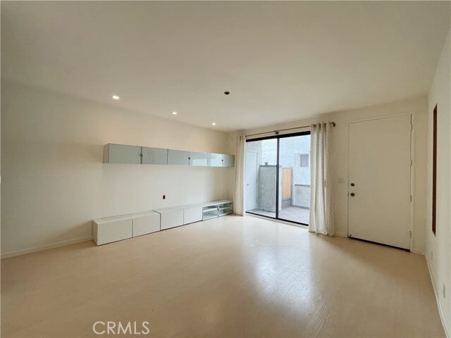 Foto del edificio - 314 Monterey Rd