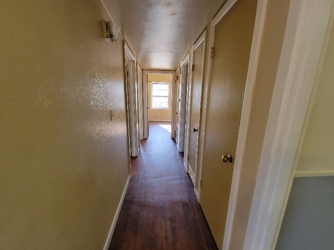 Foto del edificio - 3503 Porter Ave