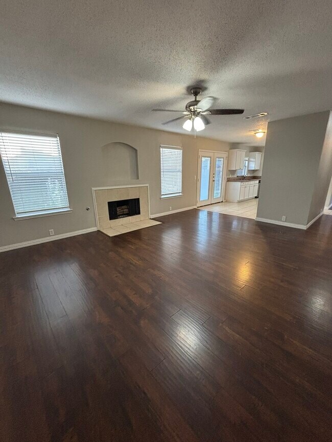 Foto del edificio - Charming 4 bed, 3 bath house for rent in w...