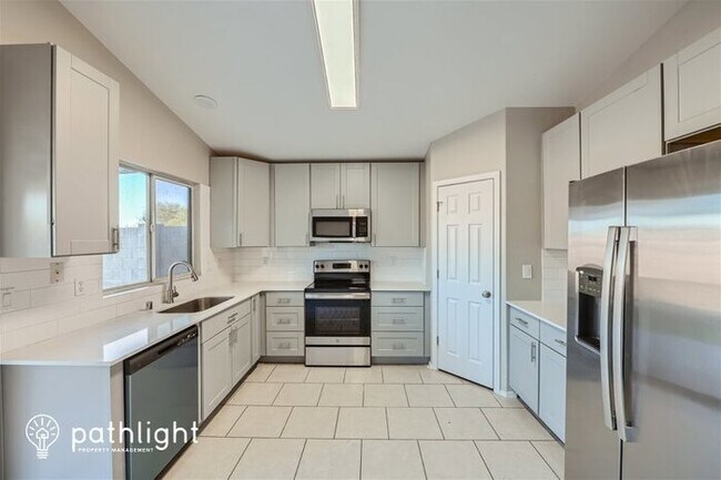 Foto del edificio - 11208 W Devonshire Avenue, Phoenix, AZ, 85037