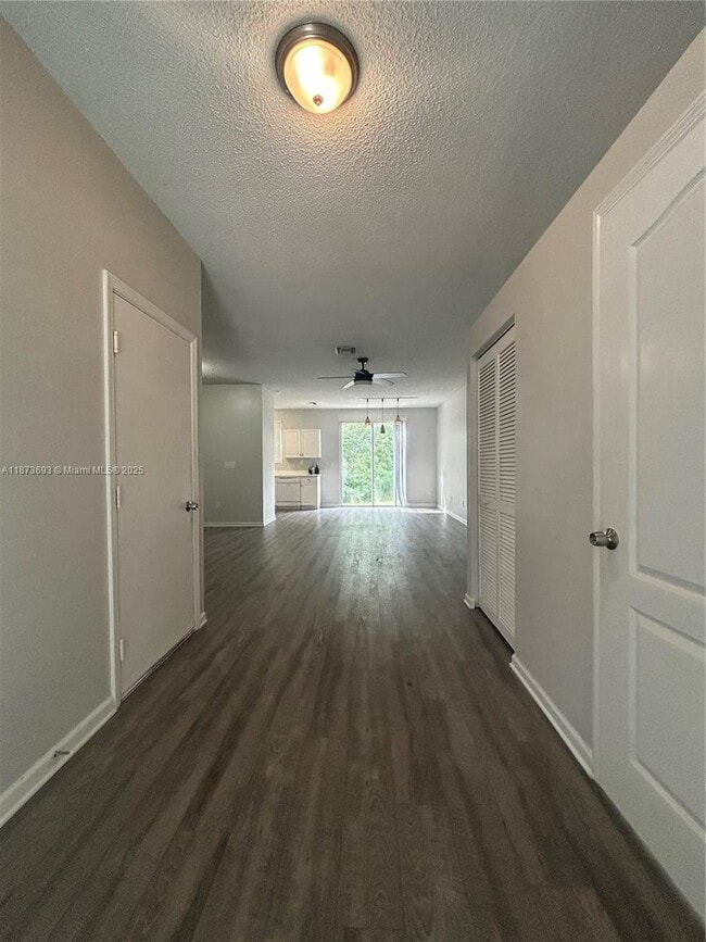 Building Photo - 4752 NW 59th Manor