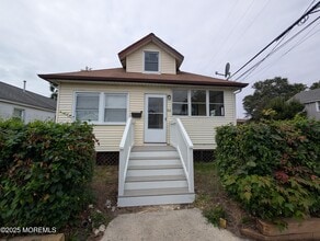 Building Photo - 53 Ramsey Ave