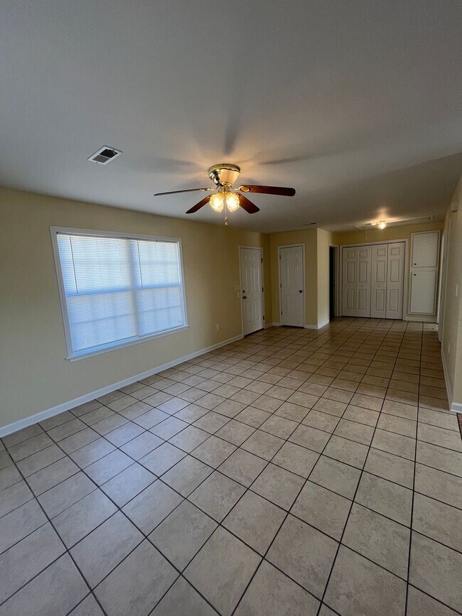Foto del edificio - 3943 Greenpond Rd