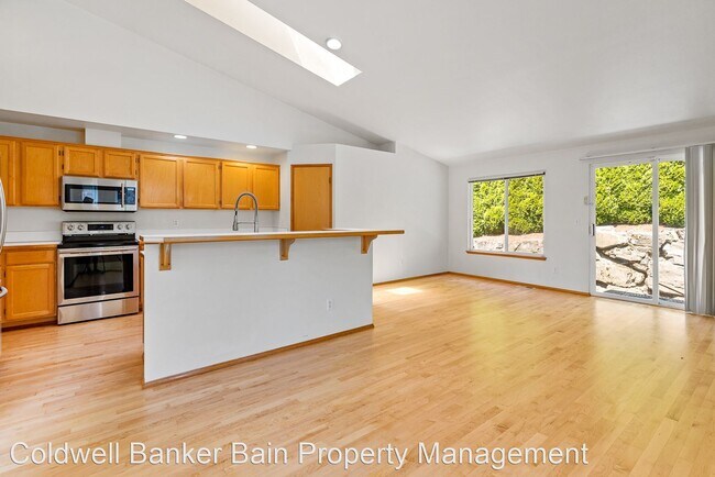 Building Photo - 3 br, 2 bath House - 11453 S. E. 185th Place