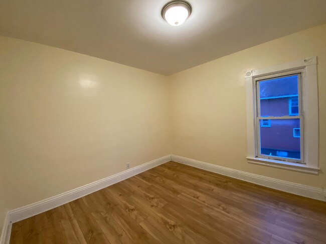 Building Photo - 1417 Neilson St