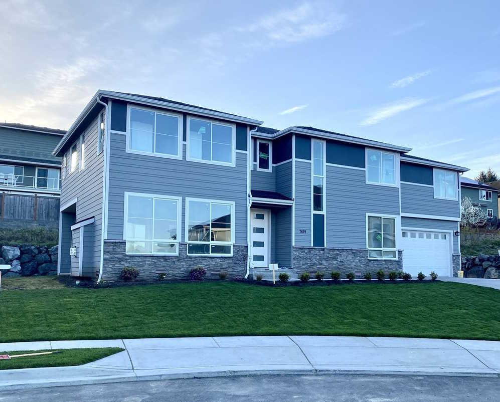 Foto principal - 7619 9th St SE