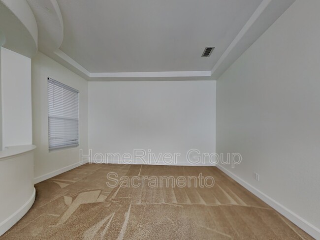 Foto del edificio - 1650 Charm Way