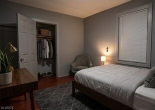 Building Photo - 73 4th St