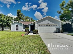 Building Photo - 1203 70th Dr E