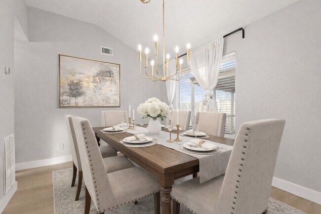 Foto del edificio - 602 W Castle Harbour Dr