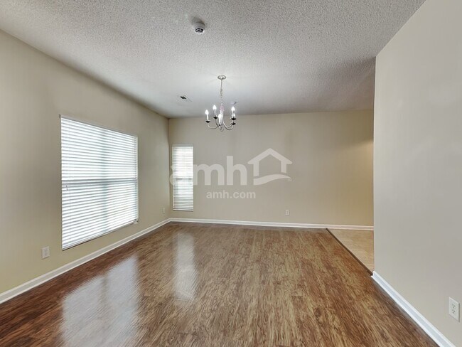 Foto del edificio - 696 Winners Cir