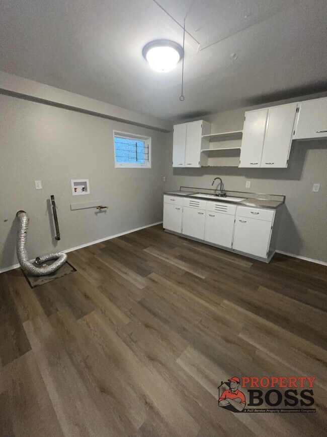 Foto del edificio - 3415 W 21st Pl