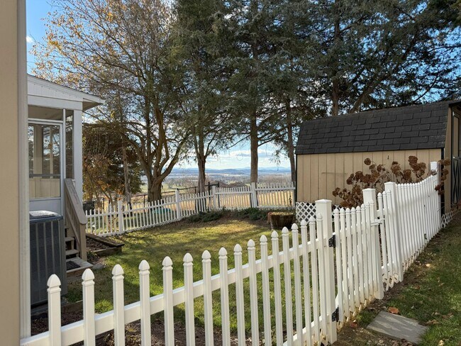 Photo - Hilltop Serenity House