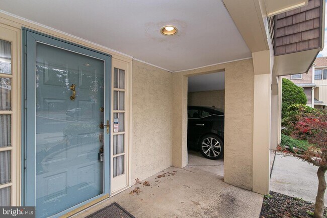 Building Photo - 118 Kings Croft Dr