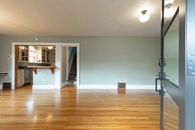 Building Photo - 1617 Ronald Ave