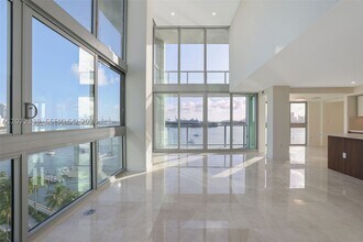 Building Photo - 1500 Bay Dr E