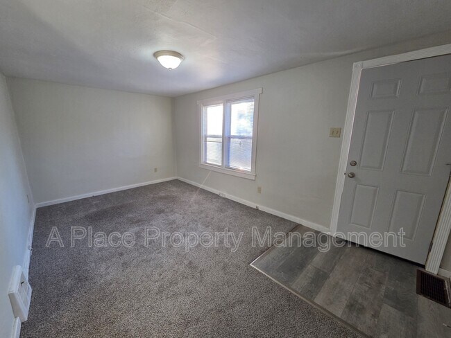 Foto del edificio - 338 La Motte Ln