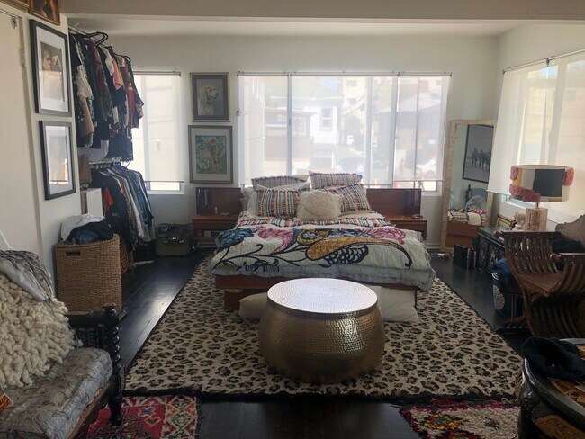 What the bedroom looks like furnished - 511 Ocean Front Walk