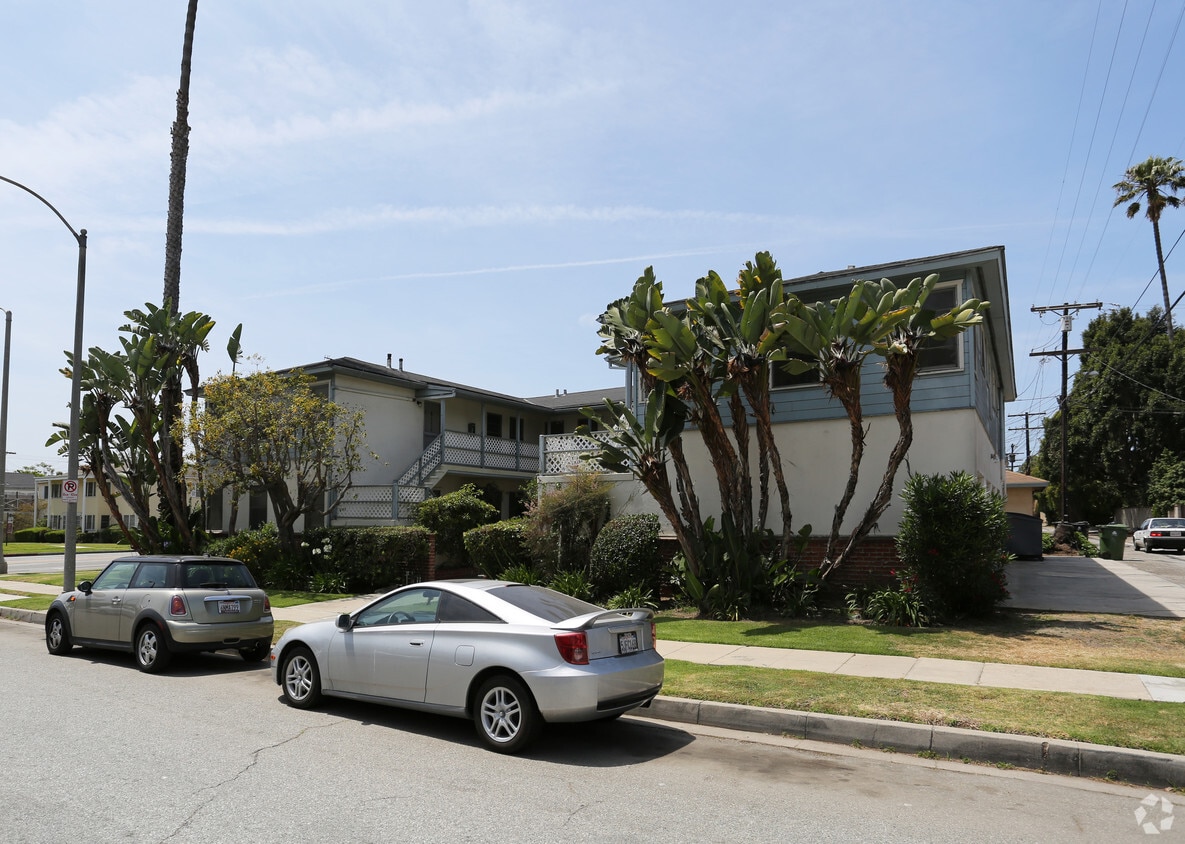 Primary Photo - 3991-3997 Minerva Ave