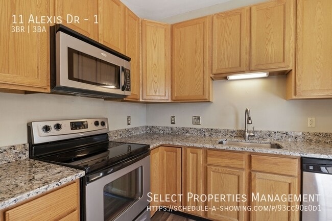 Foto del edificio - 11 Alexis Dr