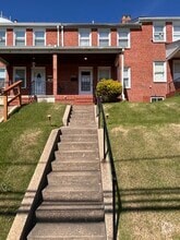 Building Photo - 433 Pembrooke Blvd