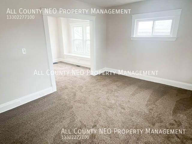 Building Photo - 1380 E 171st St