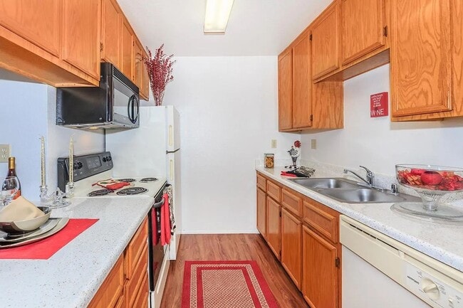 Interior Photo - Windsong Apartments