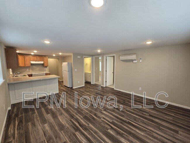 Foto del edificio - 308 1/2 12th Avenue