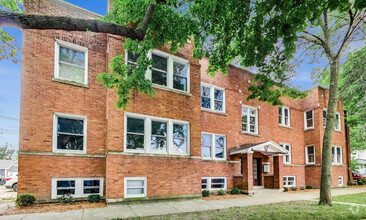 Building Photo - 3457 N Avers Ave