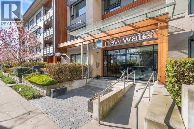 Building Photo - 3163 Riverwalk Ave